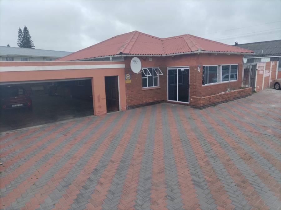 3 Bedroom Property for Sale in Riverton Western Cape